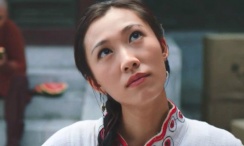 ass芬兰丰满女人pics